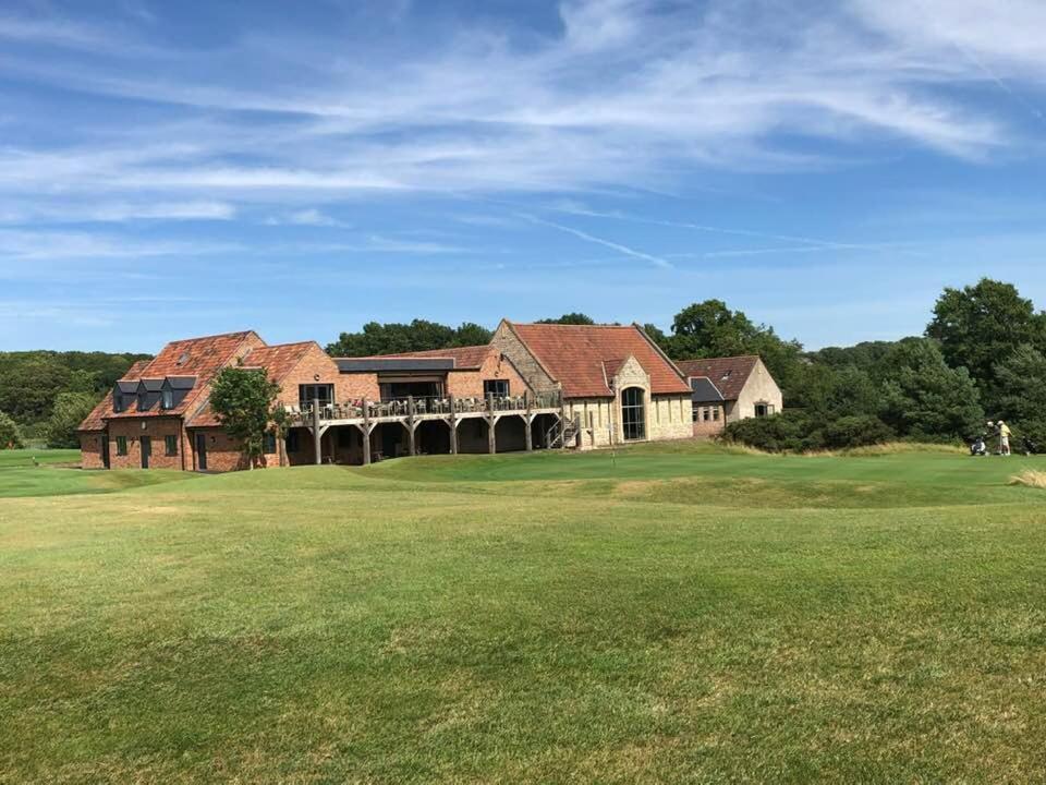 奇平索德伯里 The Players Golf Club酒店 外观 照片